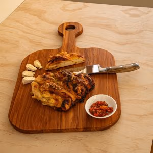 002 Kauri Pizza Board